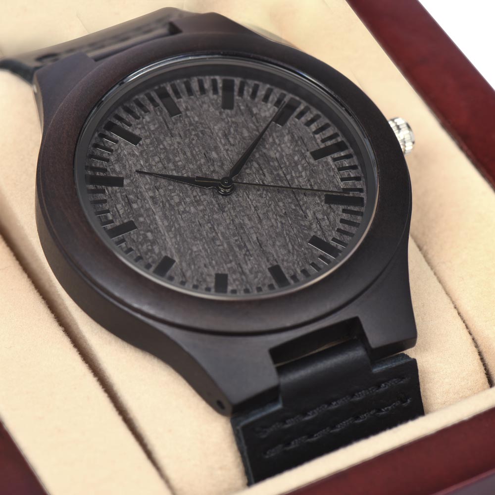 Japanese Quartz Sandalwood Men's Watch - Leather Band