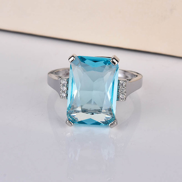 Aqua Blu Crystal Cocktail Party Ring