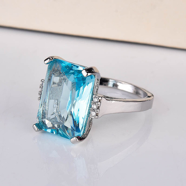 Aqua Blu Crystal Cocktail Party Ring