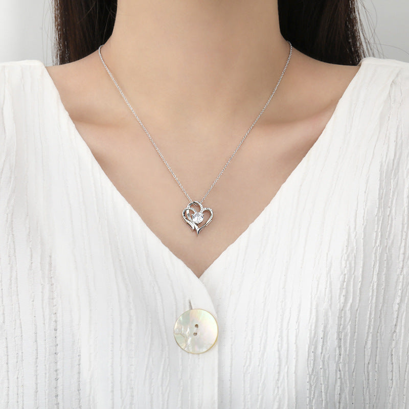 Love Heart Pendant Women's Necklace