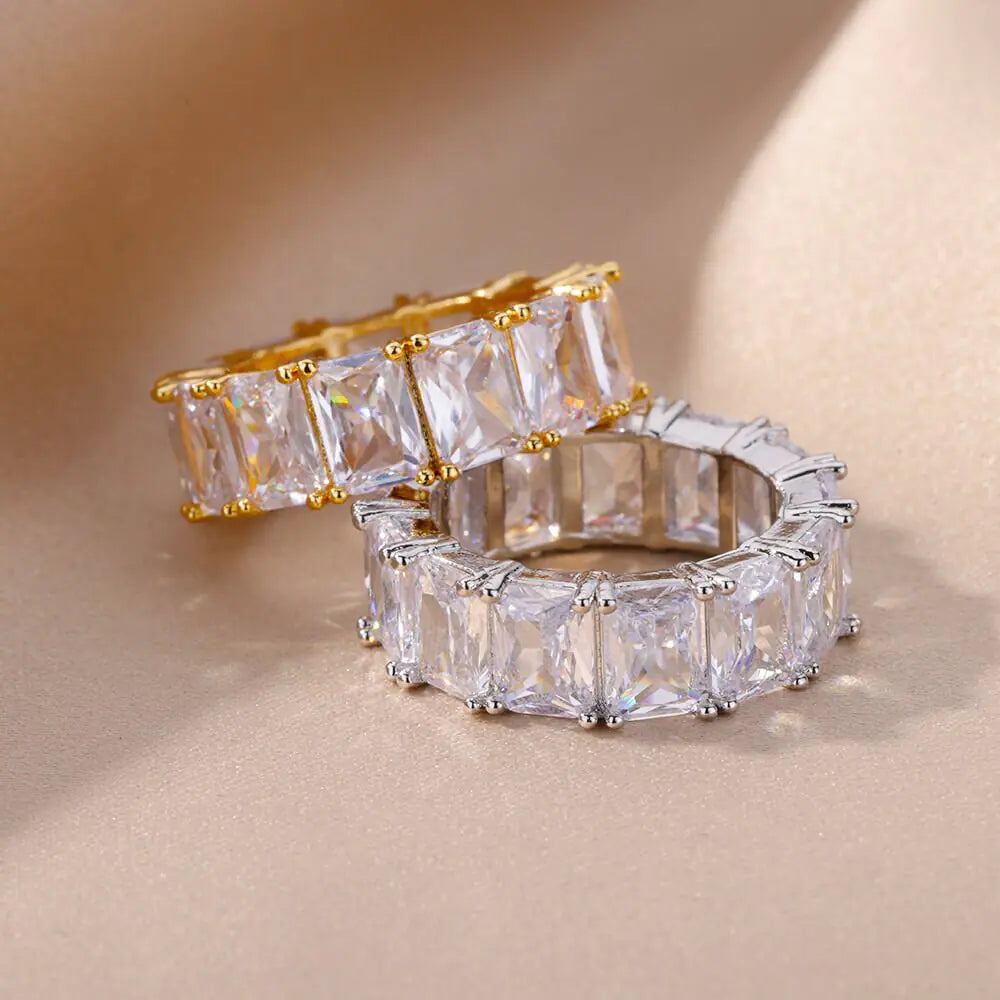 Elegant Rectangle Zircon Ring