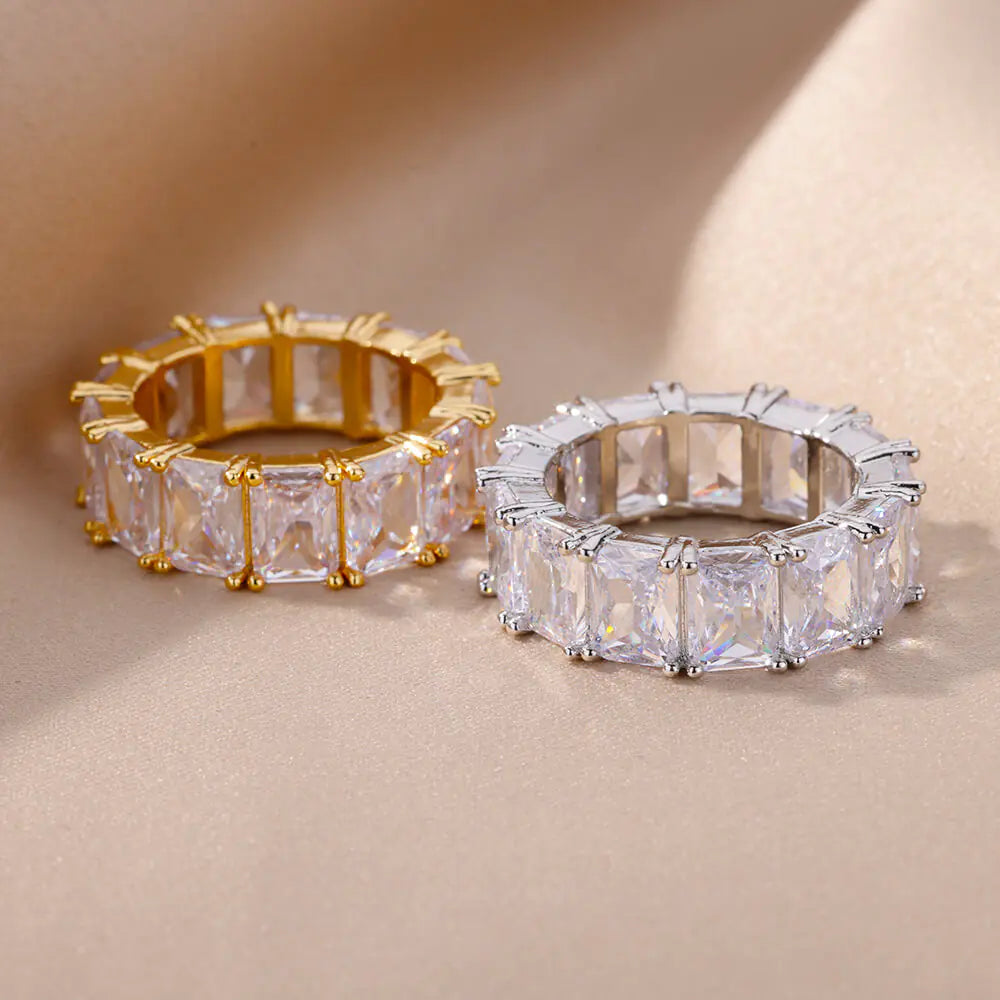 Elegant Rectangle Zircon Ring