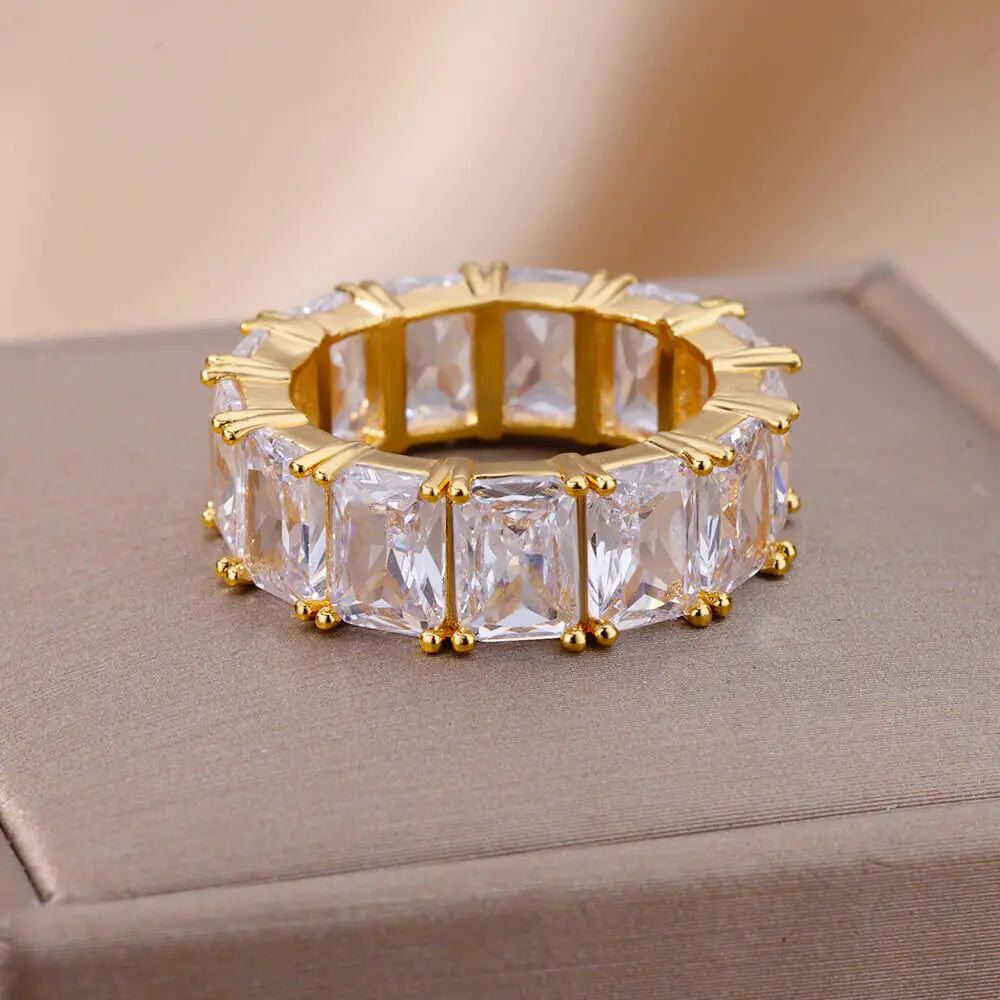 Elegant Rectangle Zircon Ring