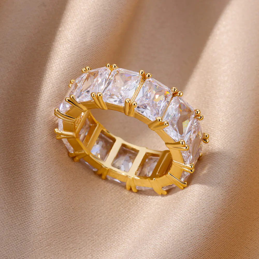 Elegant Rectangle Zircon Ring