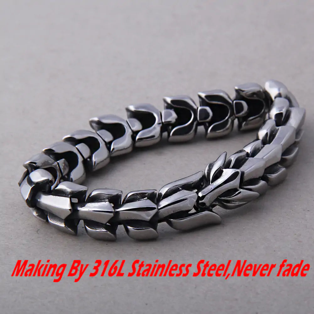 Made of stainless steel and featuring a punk design, it will add an edge to any outfit.